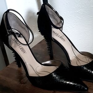 Womens shoes